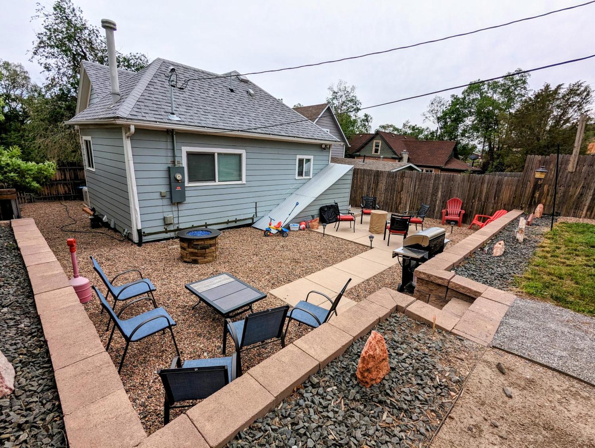 קולורדו ספרינגס 3 Bedroom *Downtown* With Firepit מראה חיצוני תמונה